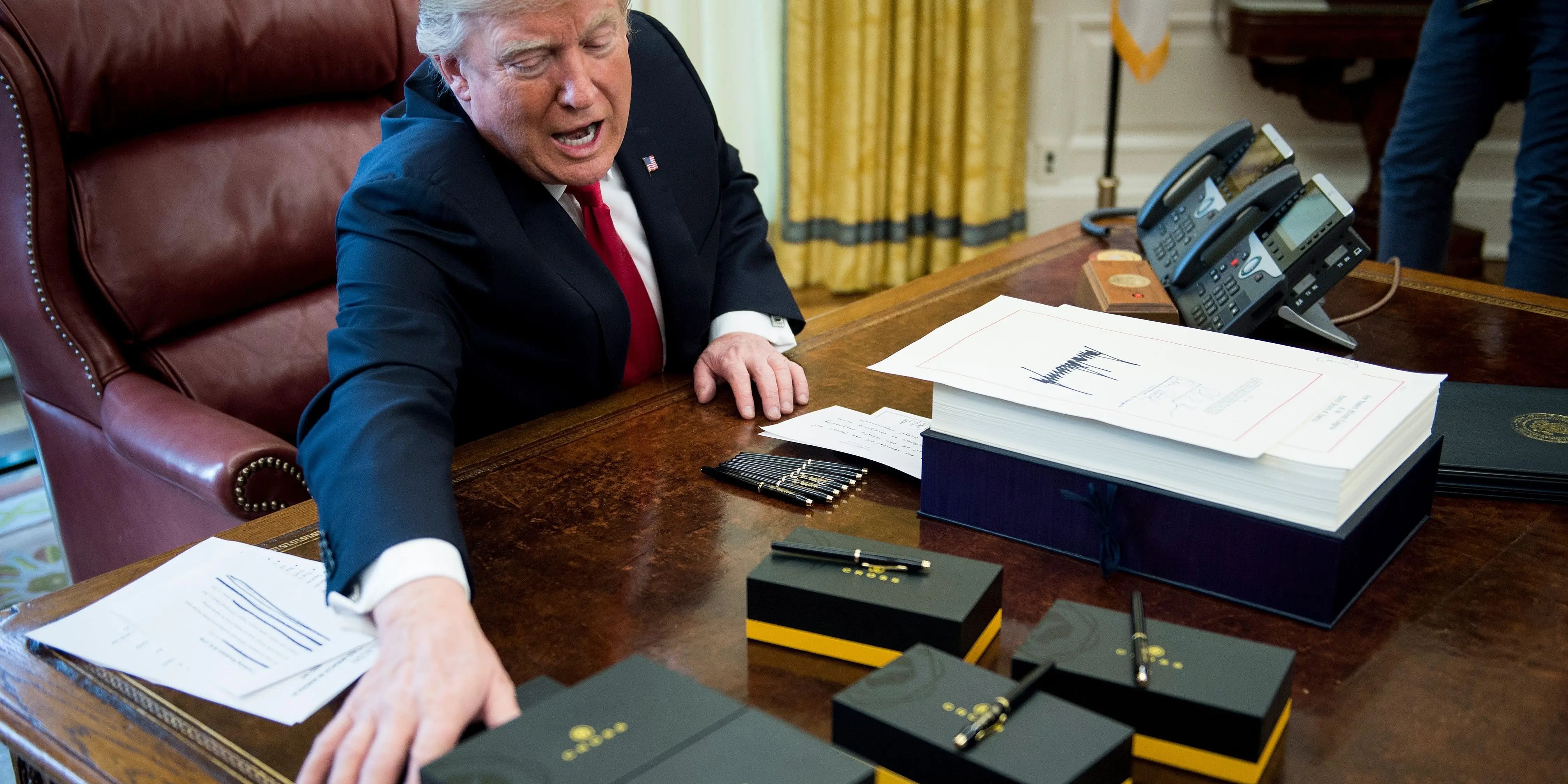 خطة تخفيض الضرائب ترامب: ما المبلغ الذي ستدفعه للضرائب بموجب فاتورة الضرائب 2025