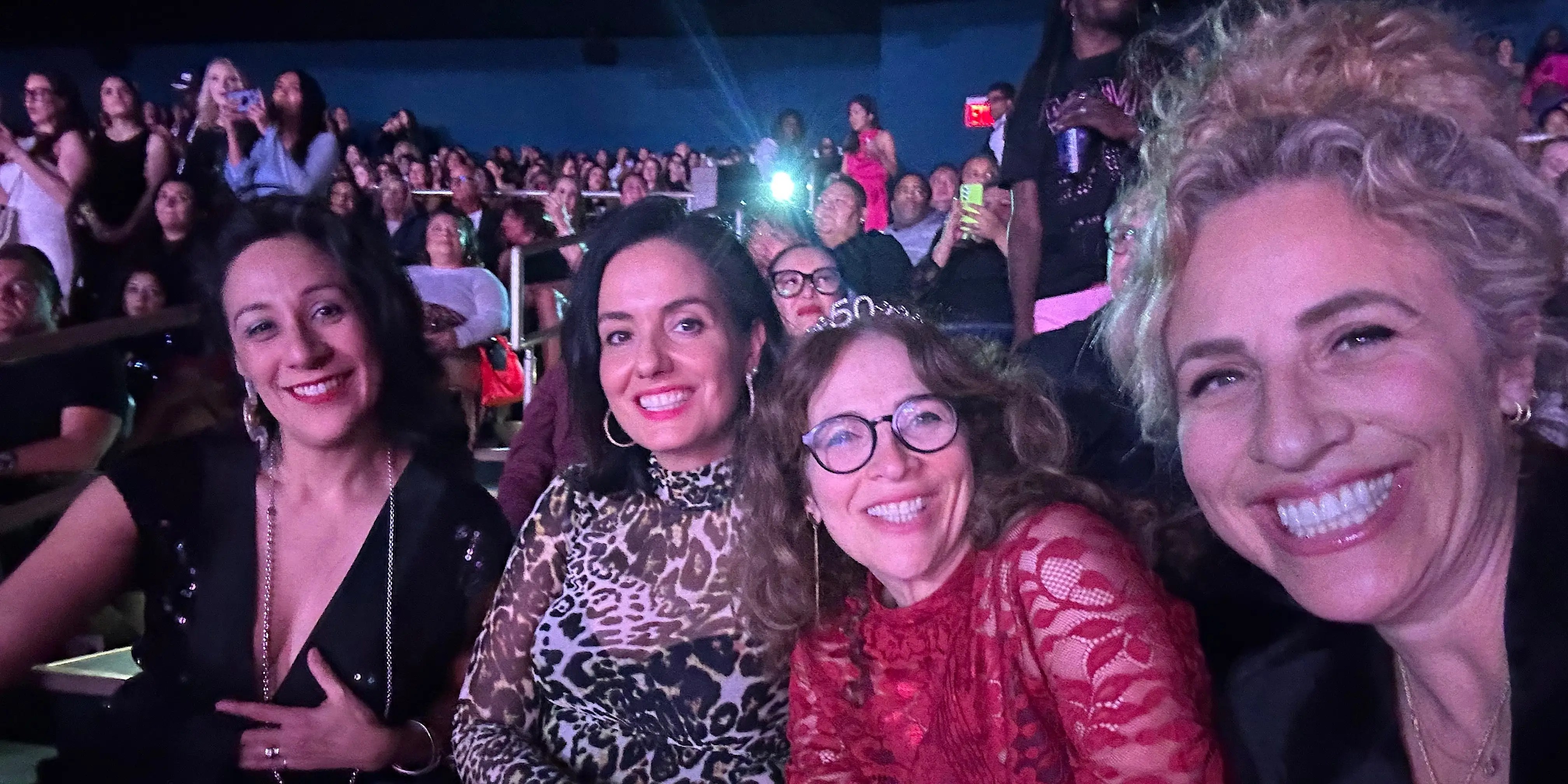 لقد أفسدت أختي لعيد ميلادها الخمسين برحلة متساهلة