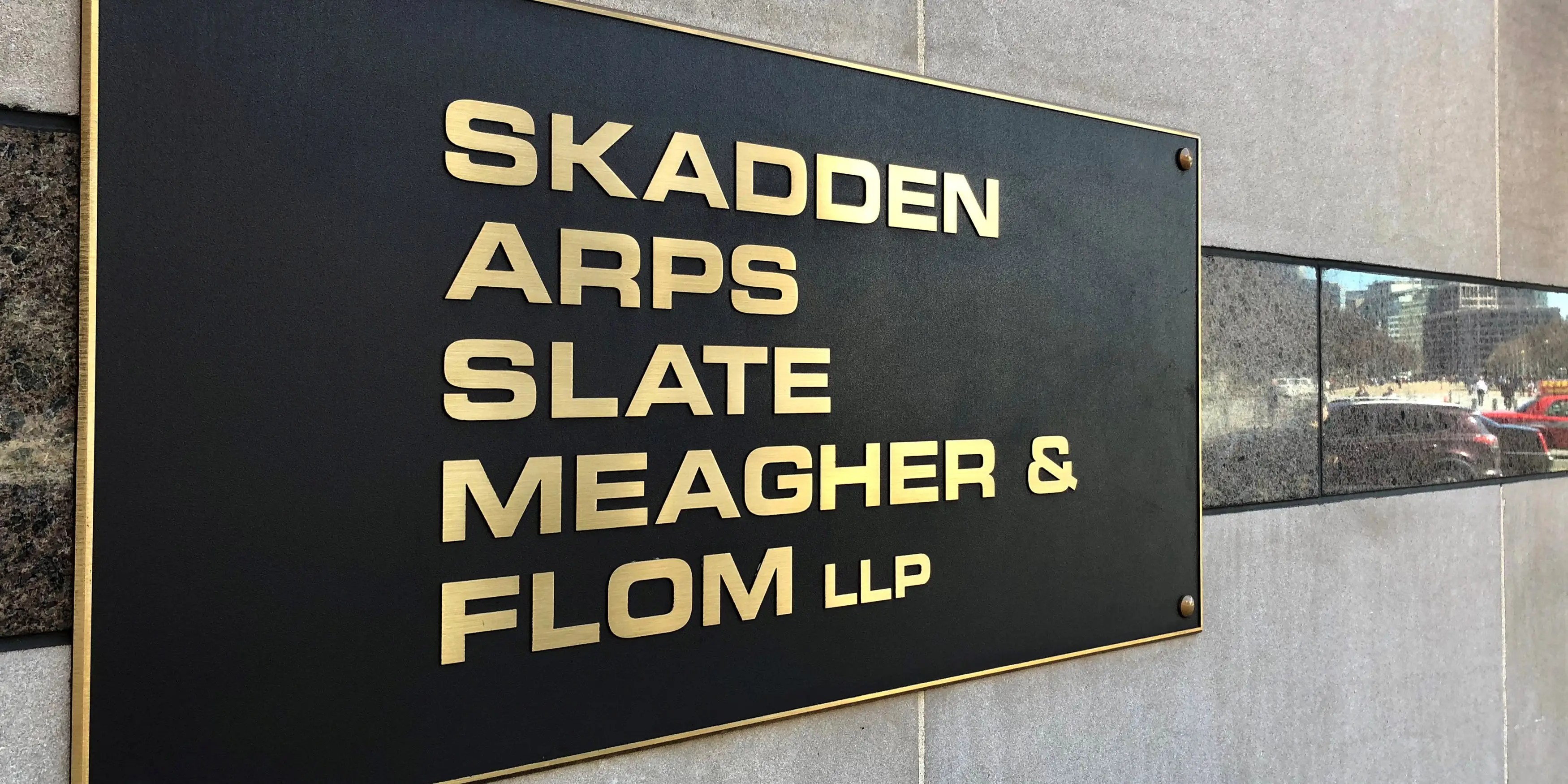 راشيل كوهين ، محامية مدربة هارفارد ، تركت قانونًا كبيرًا للاحتجاج على ترامب