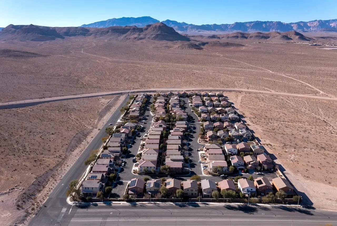 Trump's 'Freedom Cities' promised to bring down housing costs. A conservative think tank has mapped out where they could go. (1)