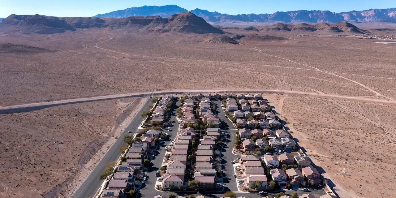 Trump's 'Freedom Cities' promised to bring down housing costs. A conservative think tank has mapped out where they could go. (2025)