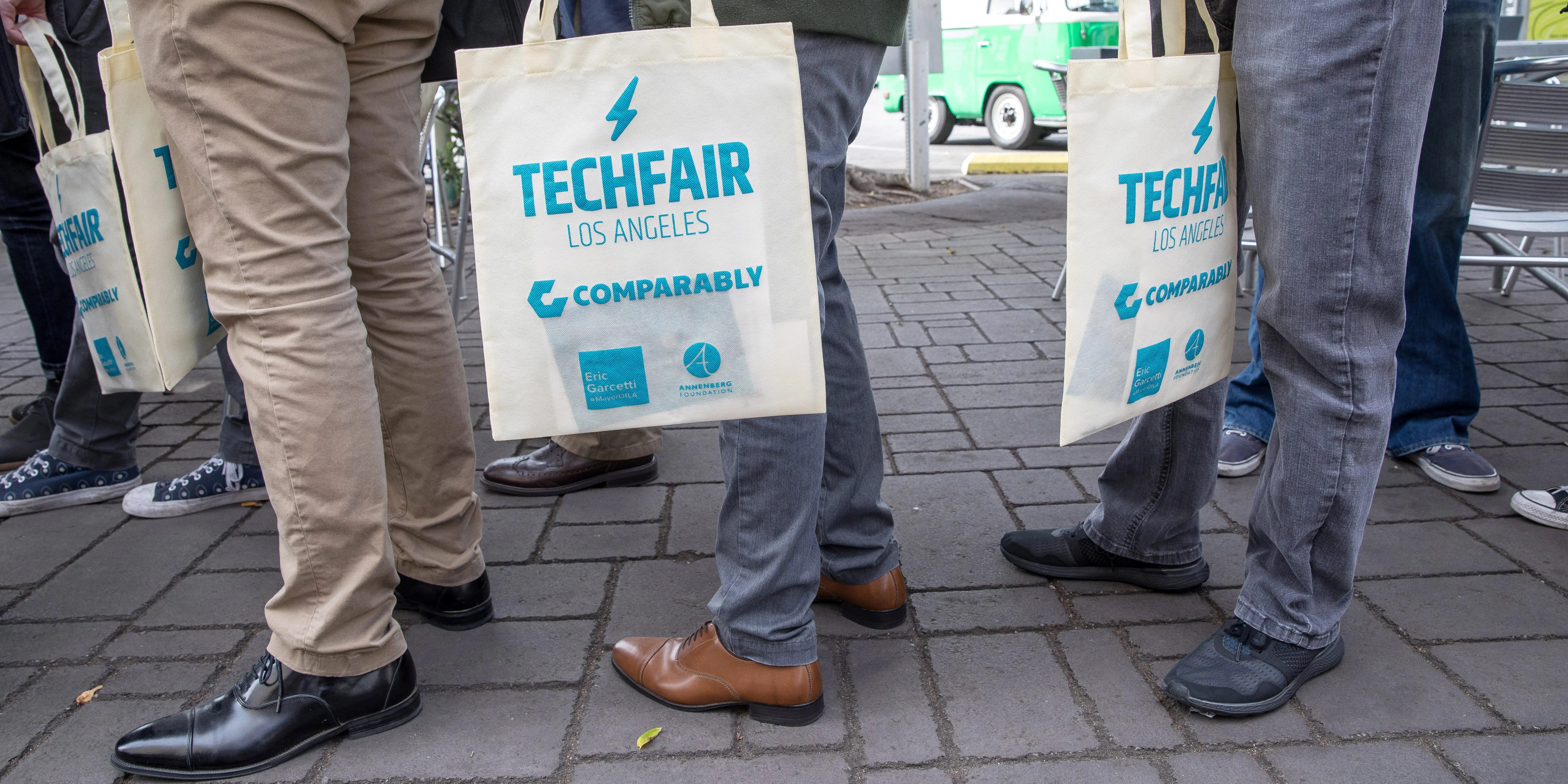 Tech Job Market Crash: Why Data & Analytics Roles Are Disappearing in 2025 (AI Impact Explained) (2026)