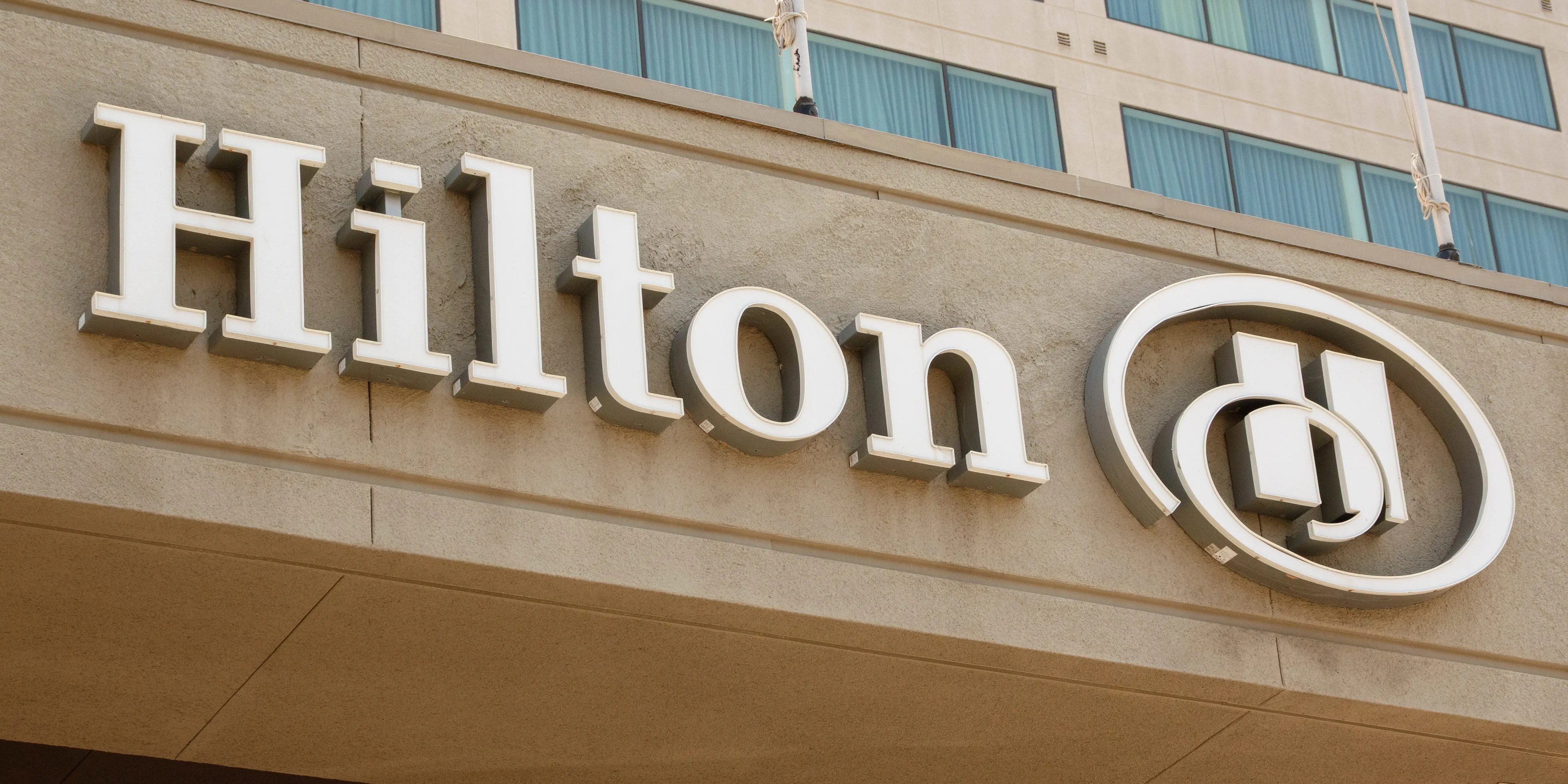 Hilton Removes Minnesota Hotel Over ICE Controversy (2026)