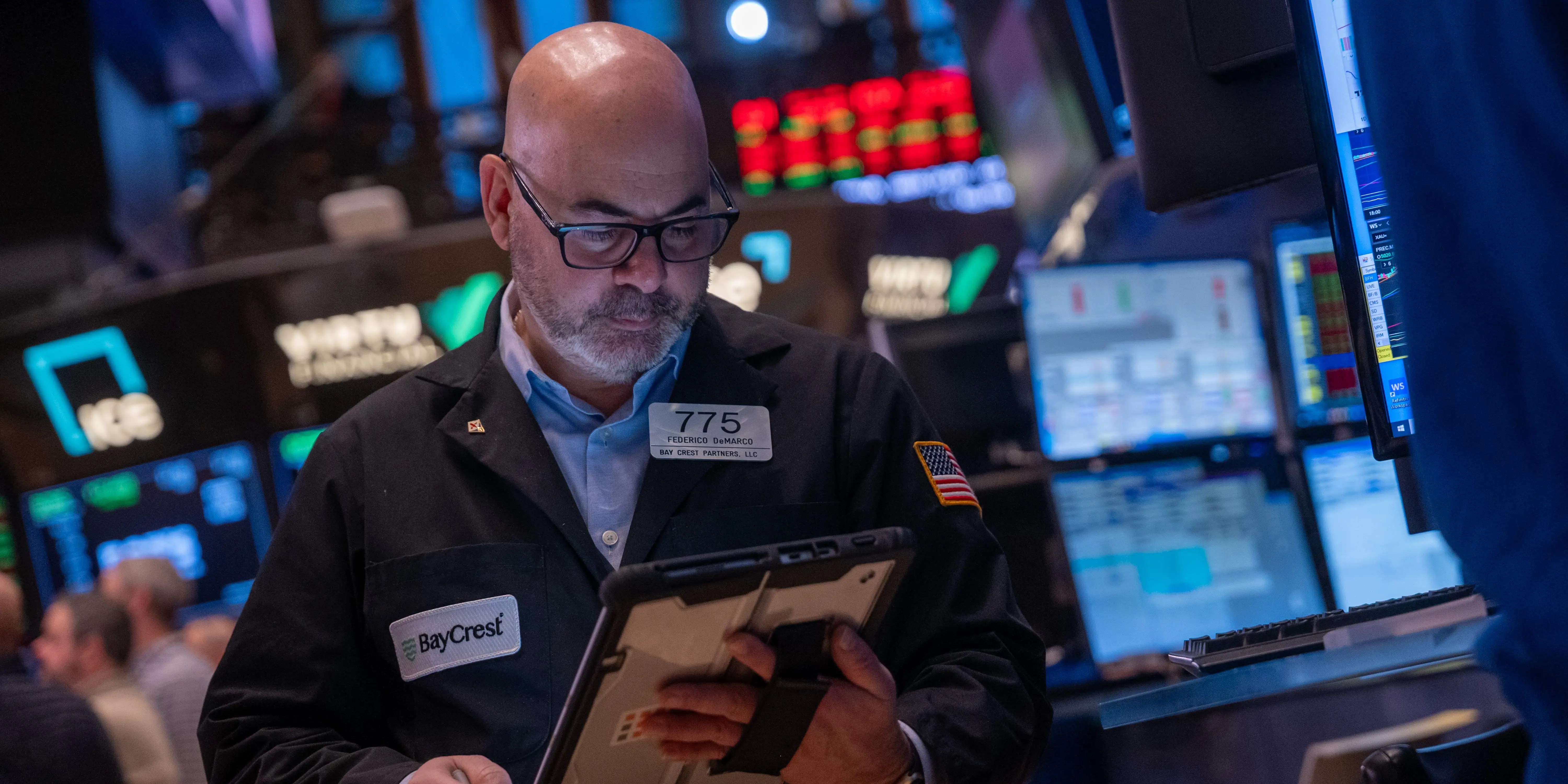 Stock Market Today: Software, Memory Stocks Tank As AI Worries Flare Again