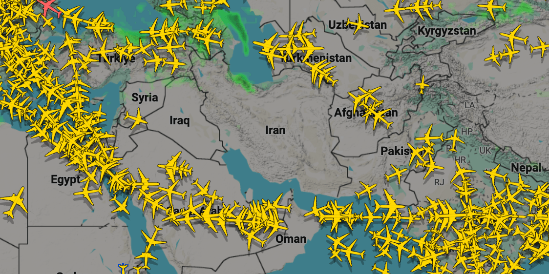Global Air Travel Chaos: How US-Israel Strikes on Iran Disrupted World's Busiest Airspace (2026)
