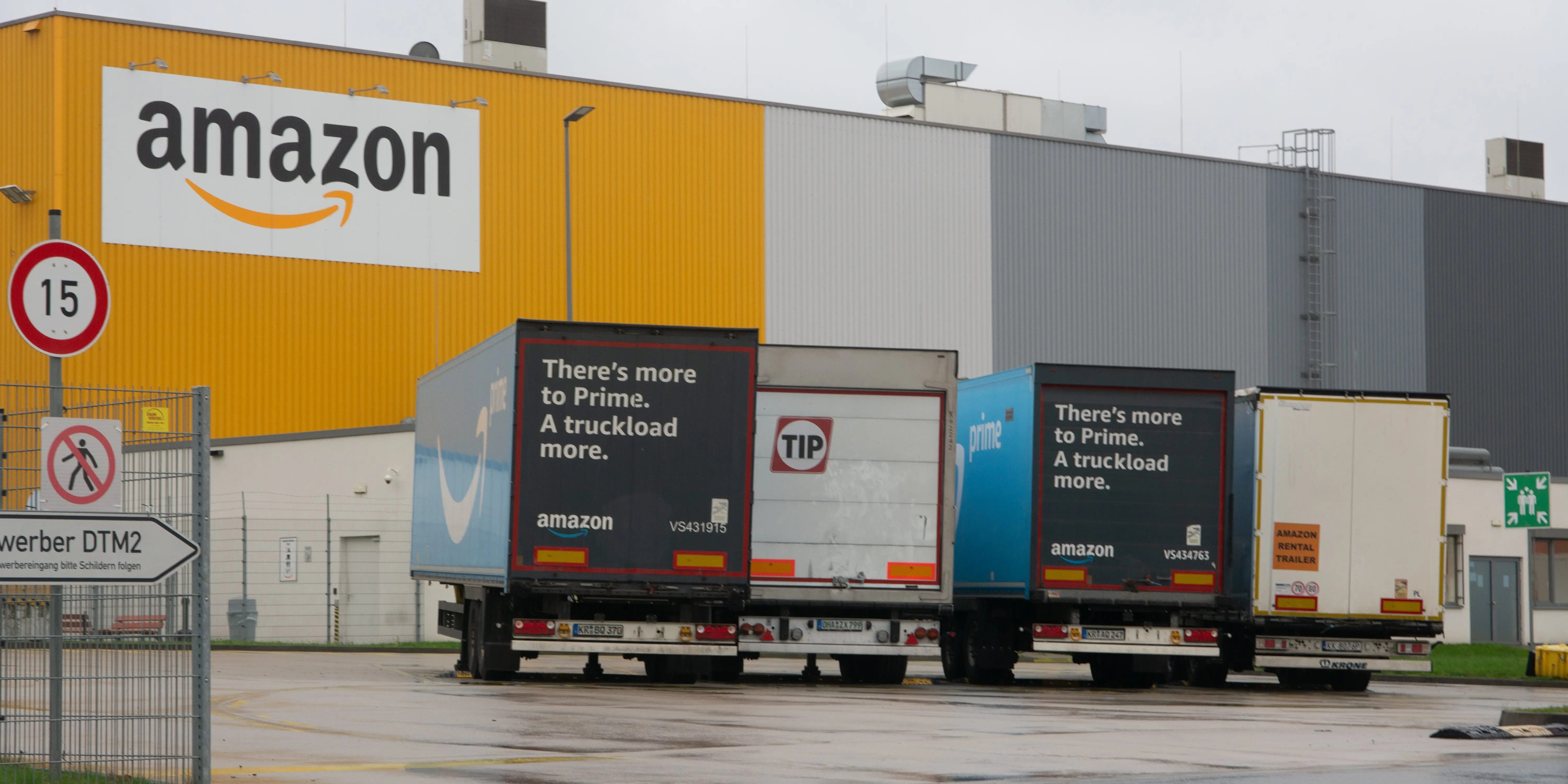 Amazon's AI Guardrails: 90-Day Reset After Chaos in Shopping Giant (2026)