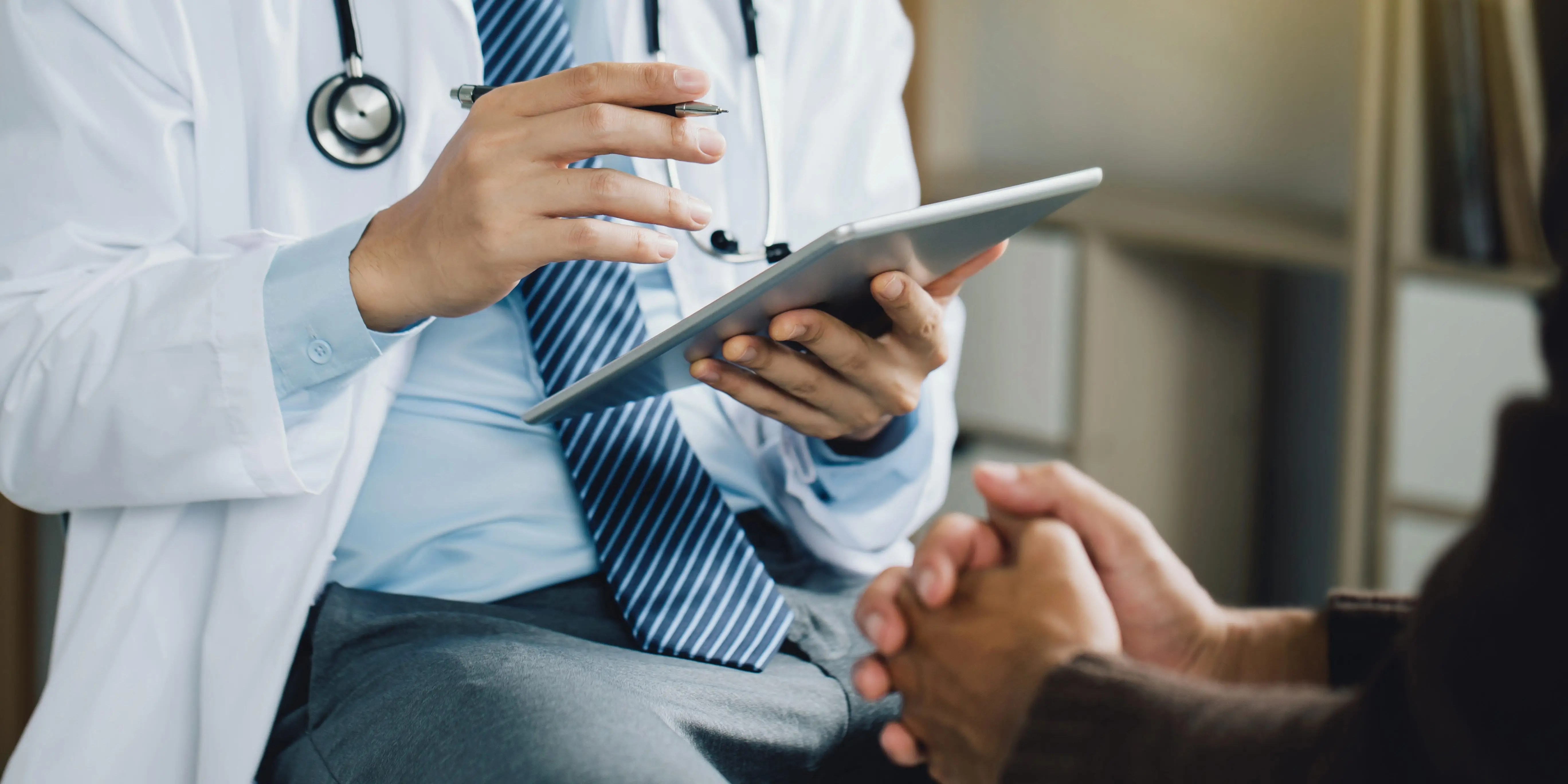 Colon Cancer Symptoms and Prevention: What Young People Need to Know (2026)