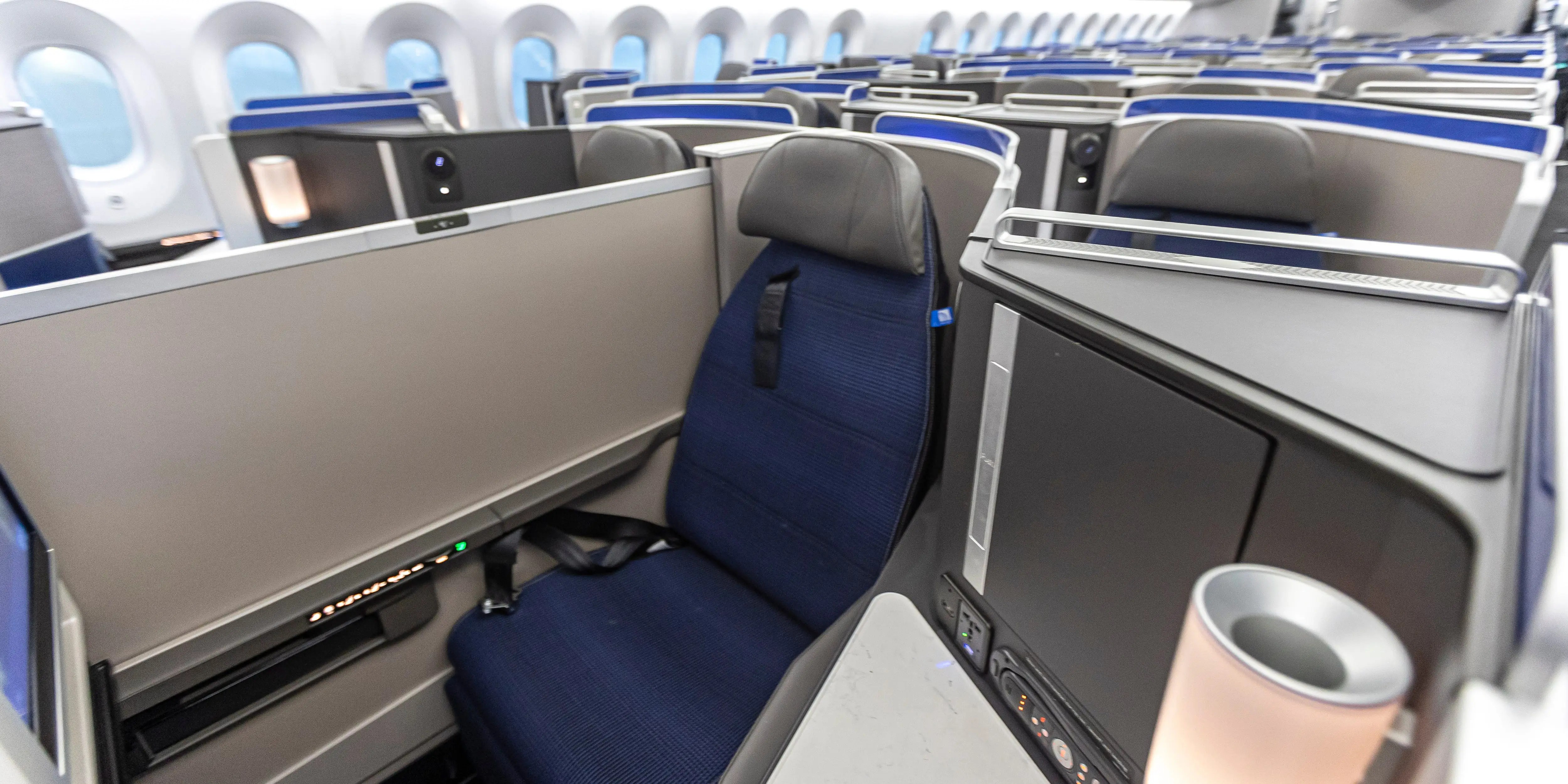 United's New 'Basic Business Class': A Game-Changer for Premium Flying (2026)