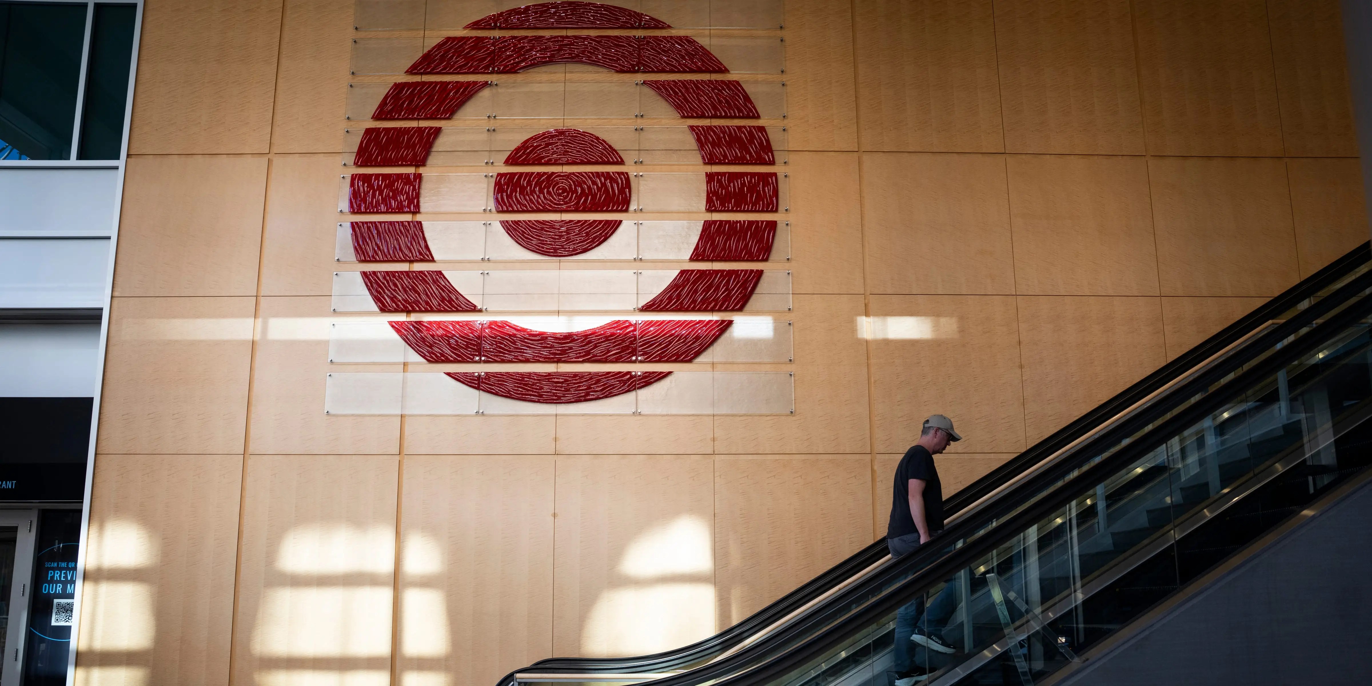 Target Mandates 150 Remote Workers Return to Minneapolis HQ | Office Shift 2026 (2026)