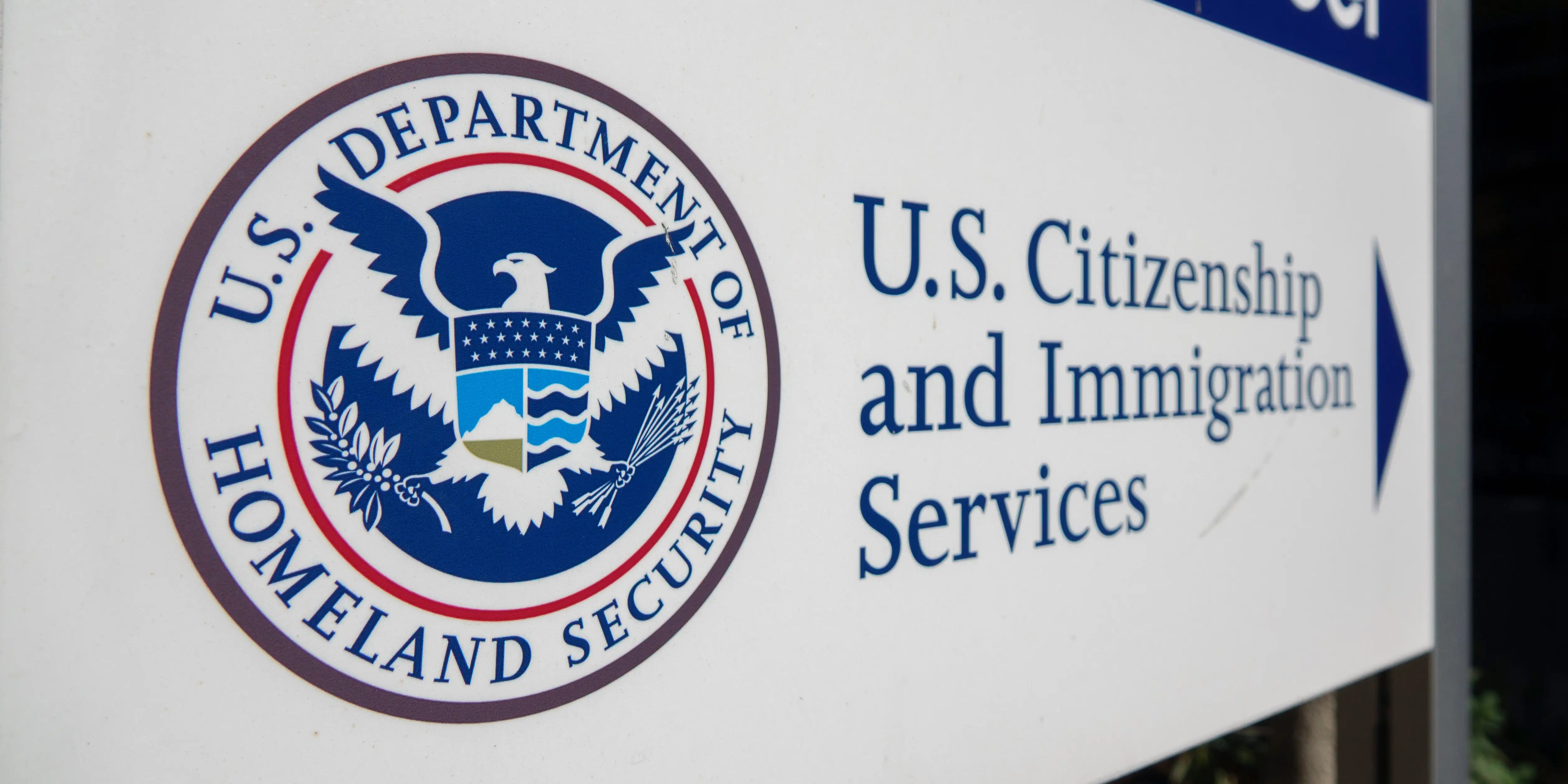 Green Card Rule Won’t Affect Immigrants Providing ‘Economic Benefit’