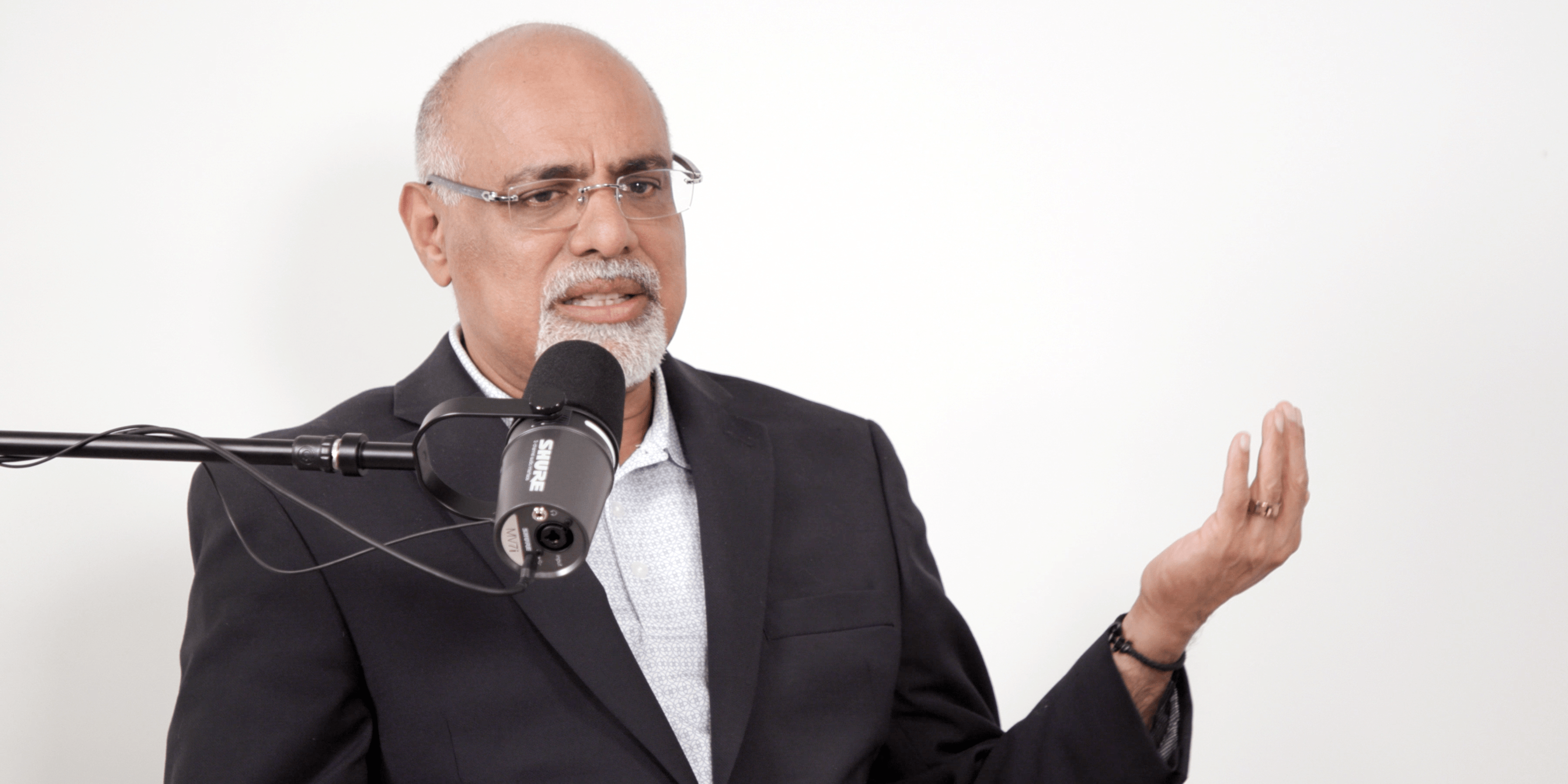 Is Traditional Advertising Dead? Mastercard CMO Cuts Ad Budget by 70% - Here's Why (2026)