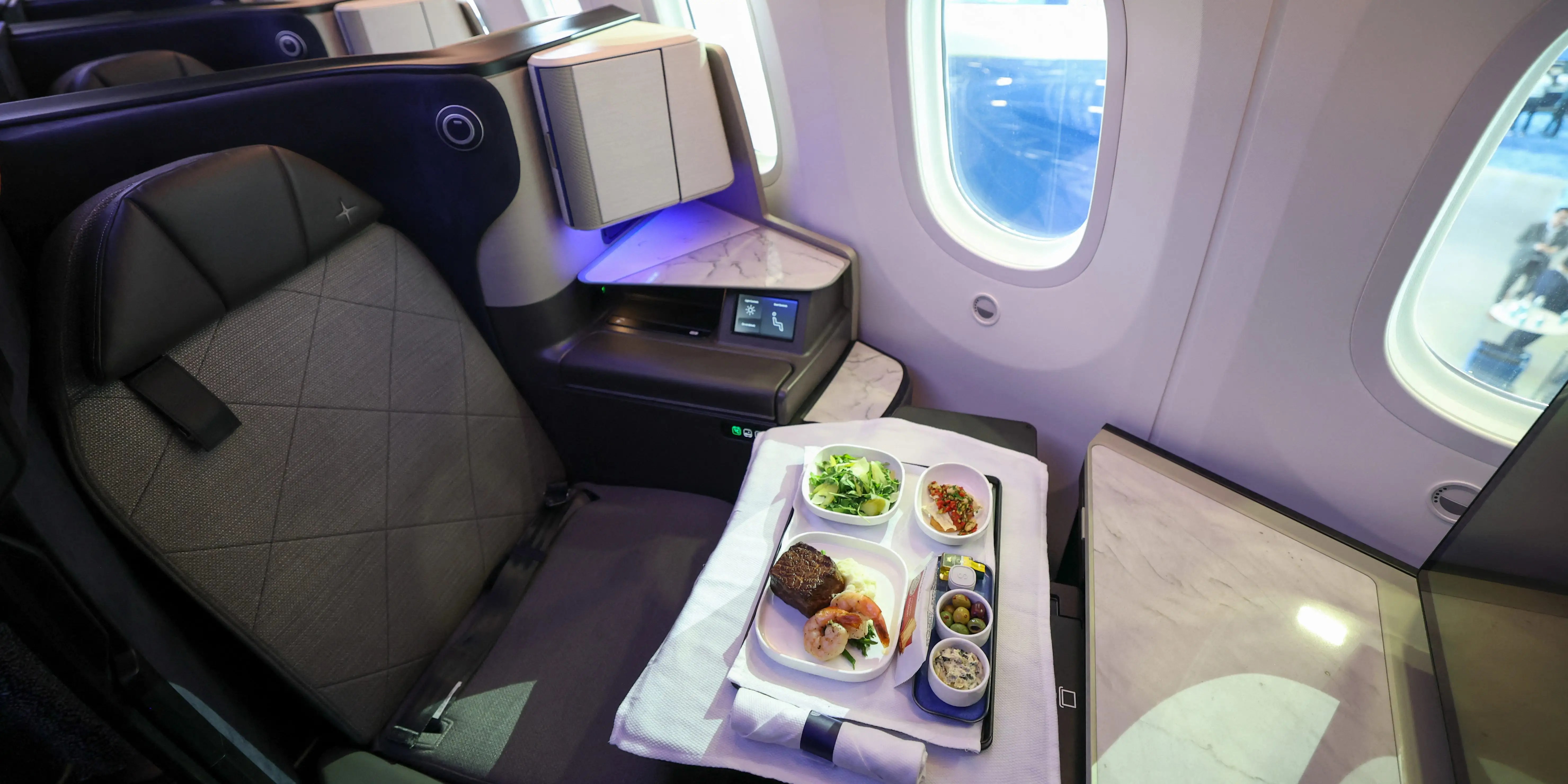 The Ultimate Guide to Affordable Business Class Flights: 13 Airlines to Know (2026)