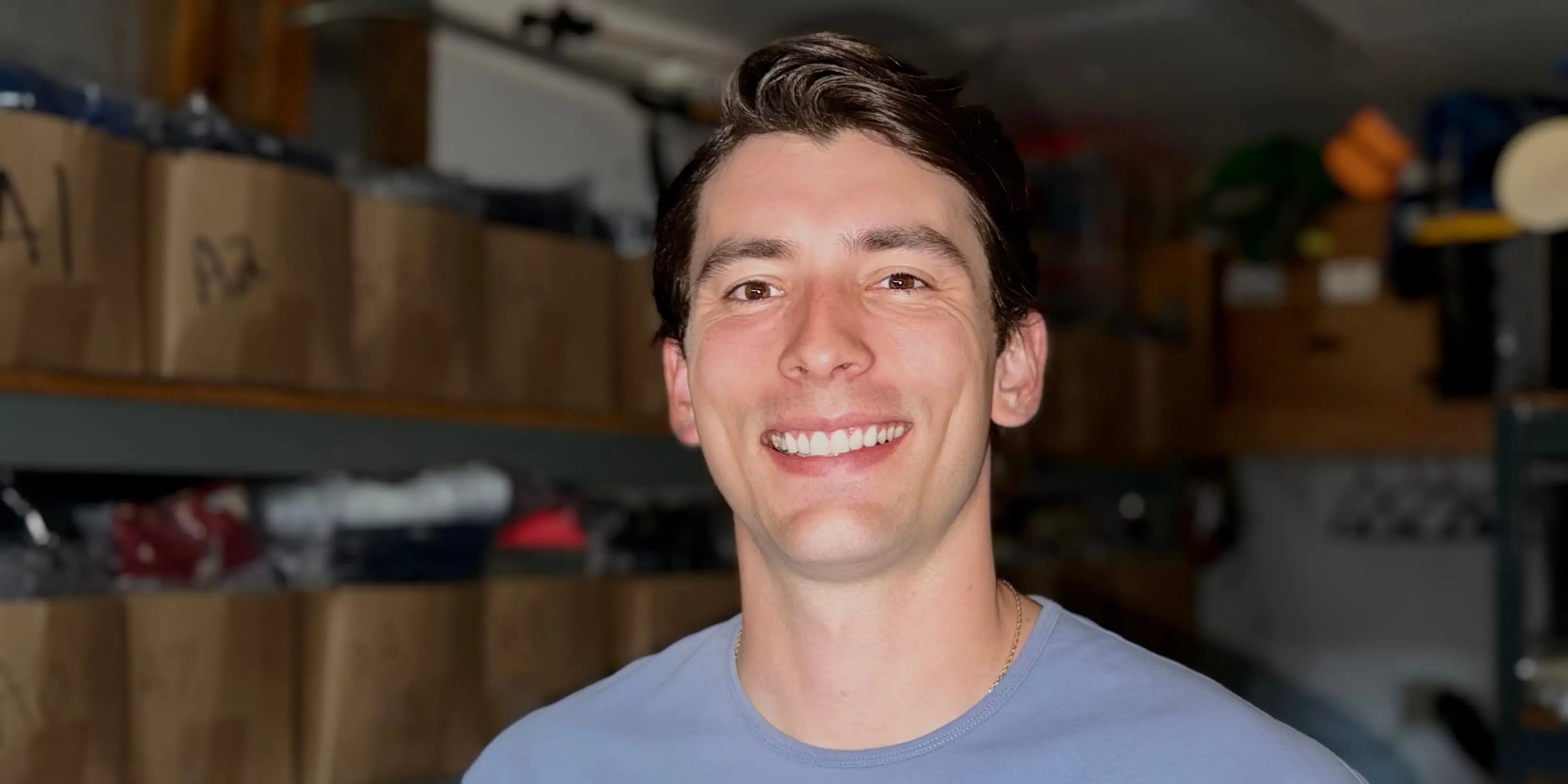 How I Quit My 9-5 Job to Make $100K/Year Reselling Online | Full-Time Side Hustle Success (2026)