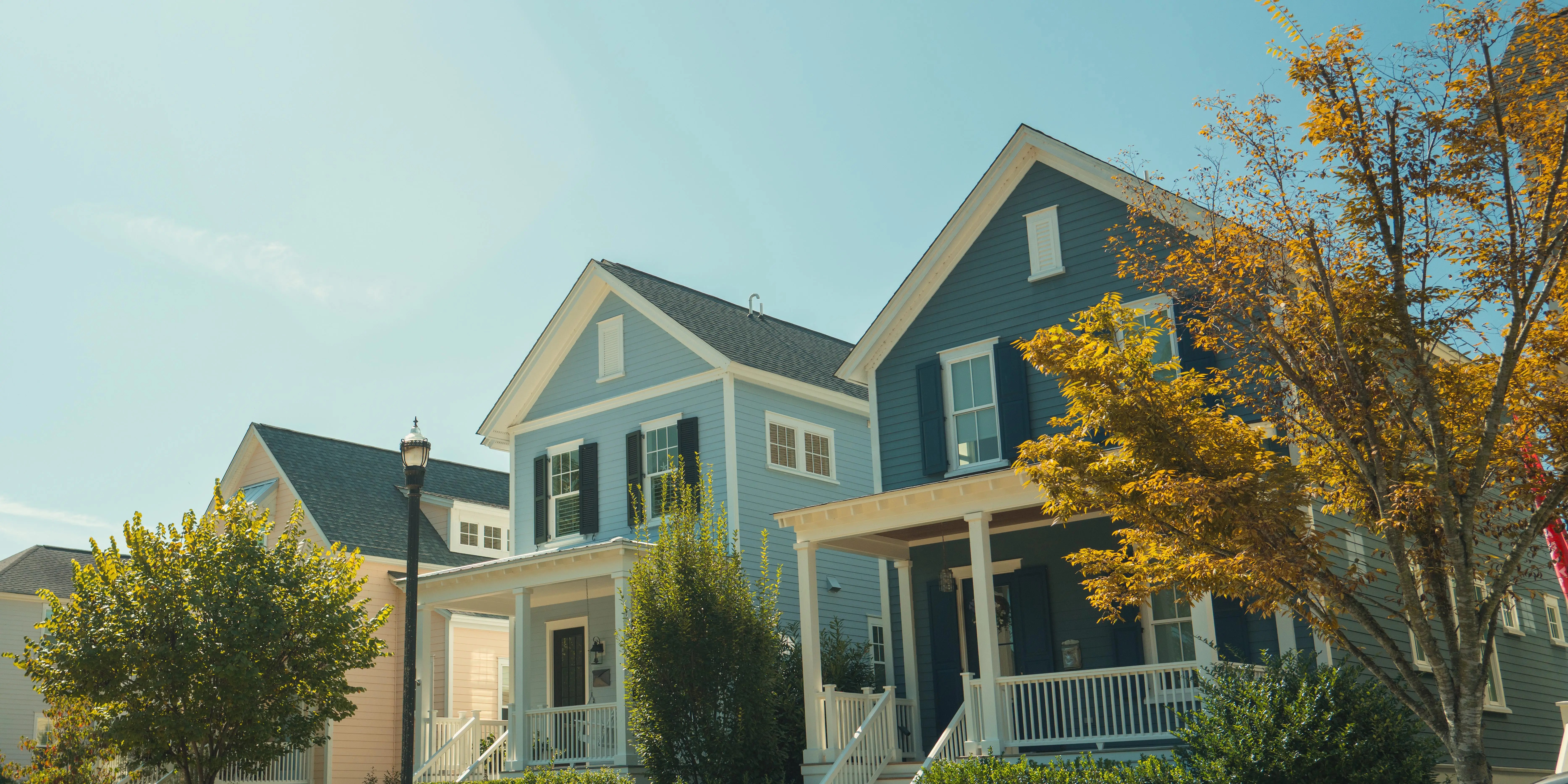 Is the US Housing Market Cracking? Economist Warns of 2008-Style Meltdown (2026)