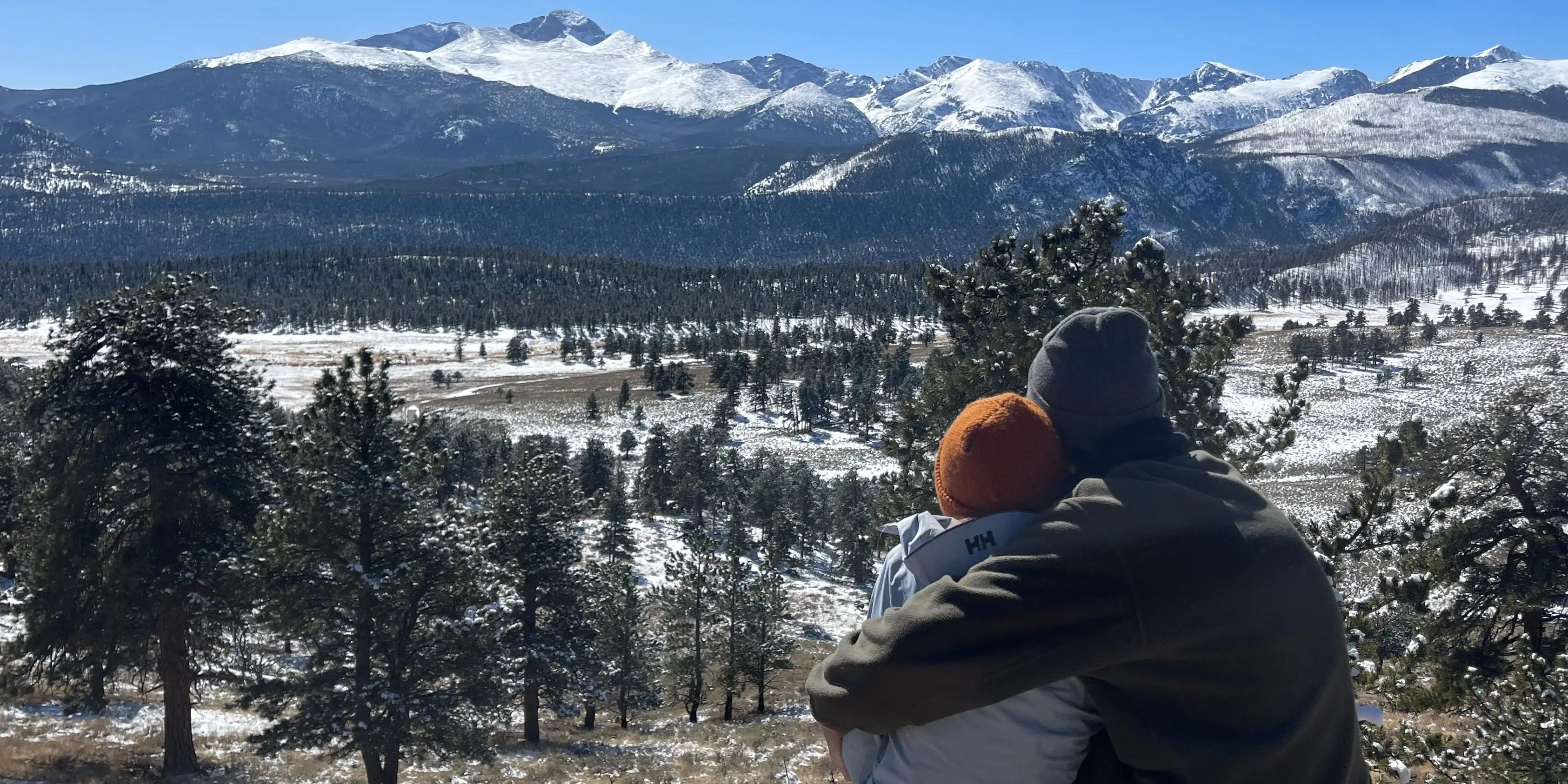 Moving Away from Family: The Pros and Cons of Starting a Family Far from Home (2026)