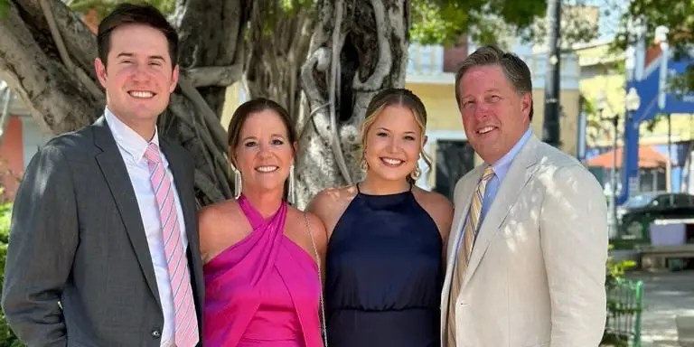 My Adult Kids Are Thriving Far From Home. I Still Grieve Their Leaving