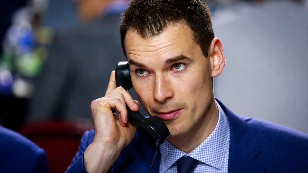 Toronto Maple Leafs' Goaltending Puzzle: Should They Commit to Artur Akhtyamov? (2026)