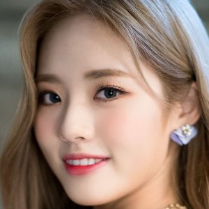 Park Jiwon Fromis 9 Pepero Day Event Girl Flower Girl Dresses Fashion Face Mask