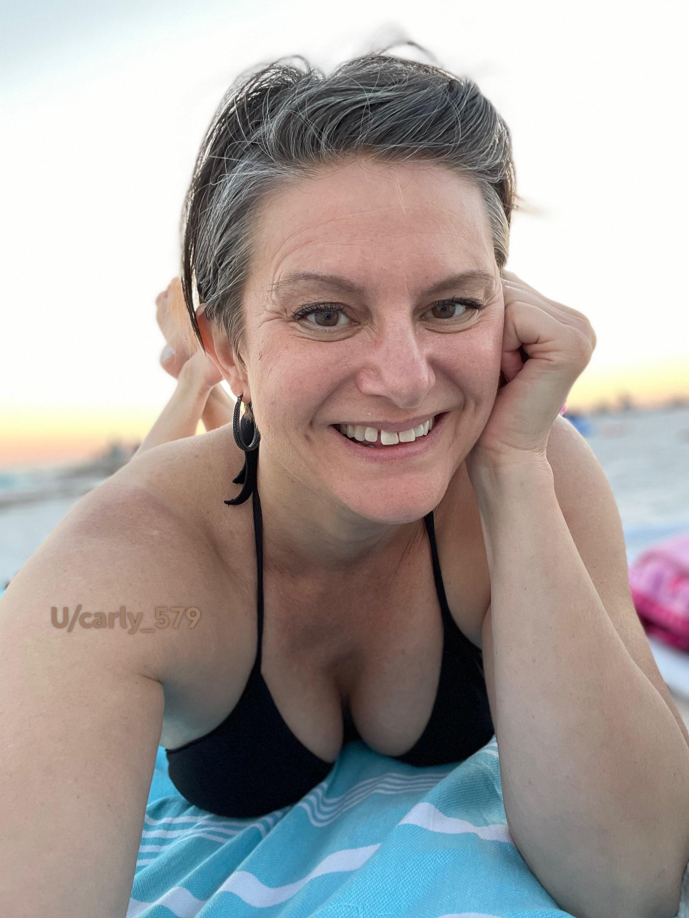 Curious Carly (uCarly_579) - Reddit