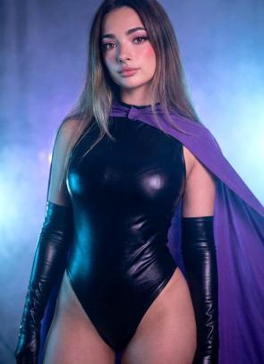 my raven cosplay (lily)
