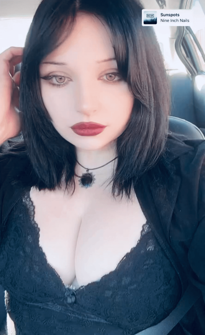 Instagram: LexaLacie🖤 : rTheArtOfBodies