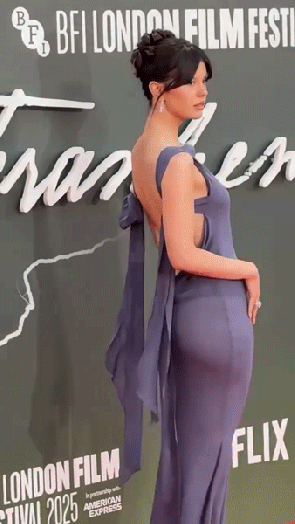 Mia Goth
