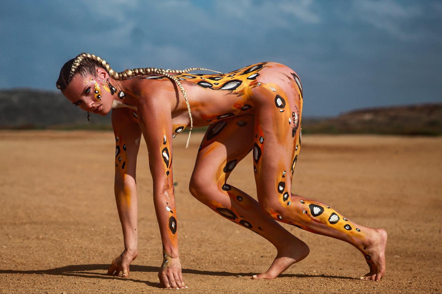 Alysha Newman - Canadian pole vaulter, 2024 Olympic bronze medalist :  rHottestFemaleAthletes