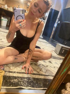 HMU