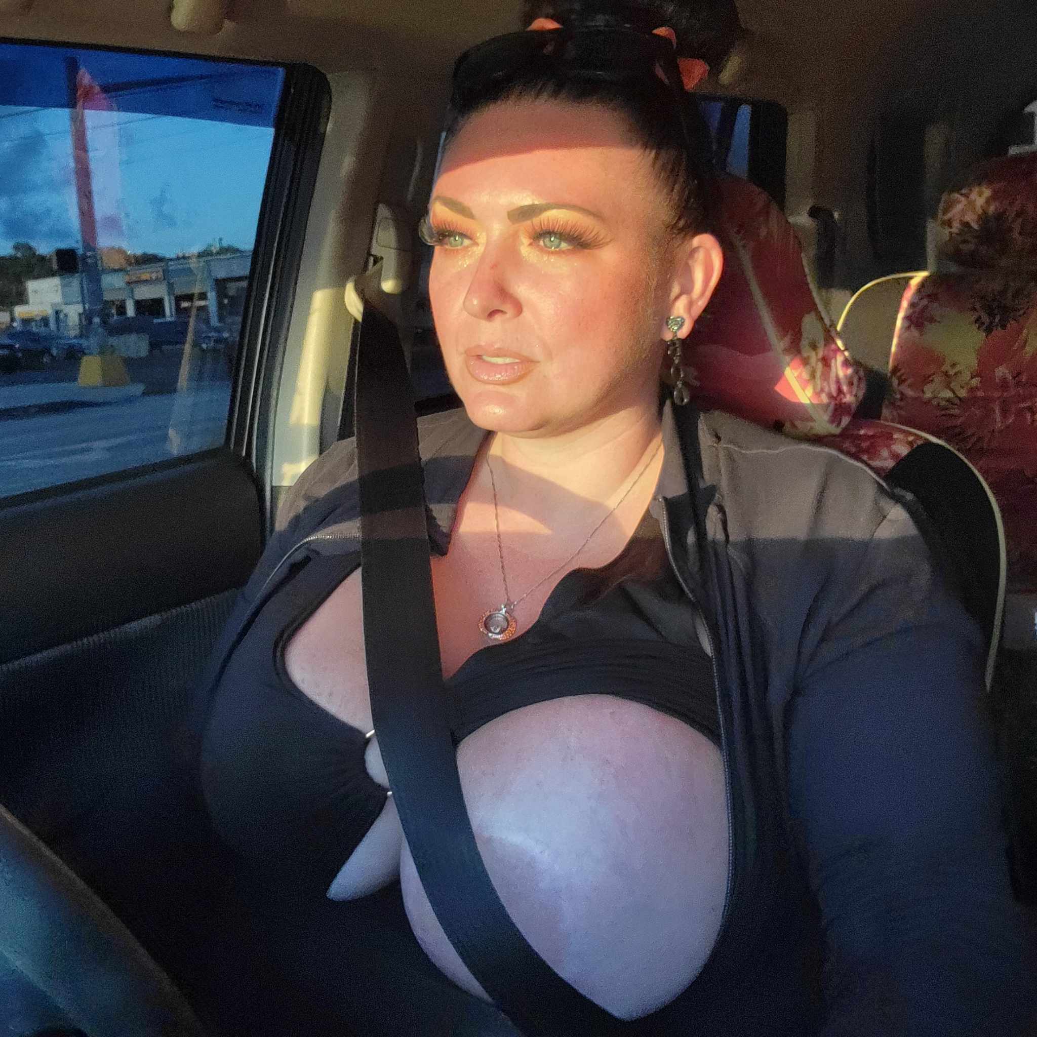 uavalonxoxo_2k: Avalon Adams on Reddxxx | the NSFW Browser