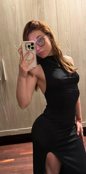 tight enough to see a little tease