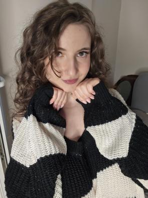 I love the color of my eyes [F21]