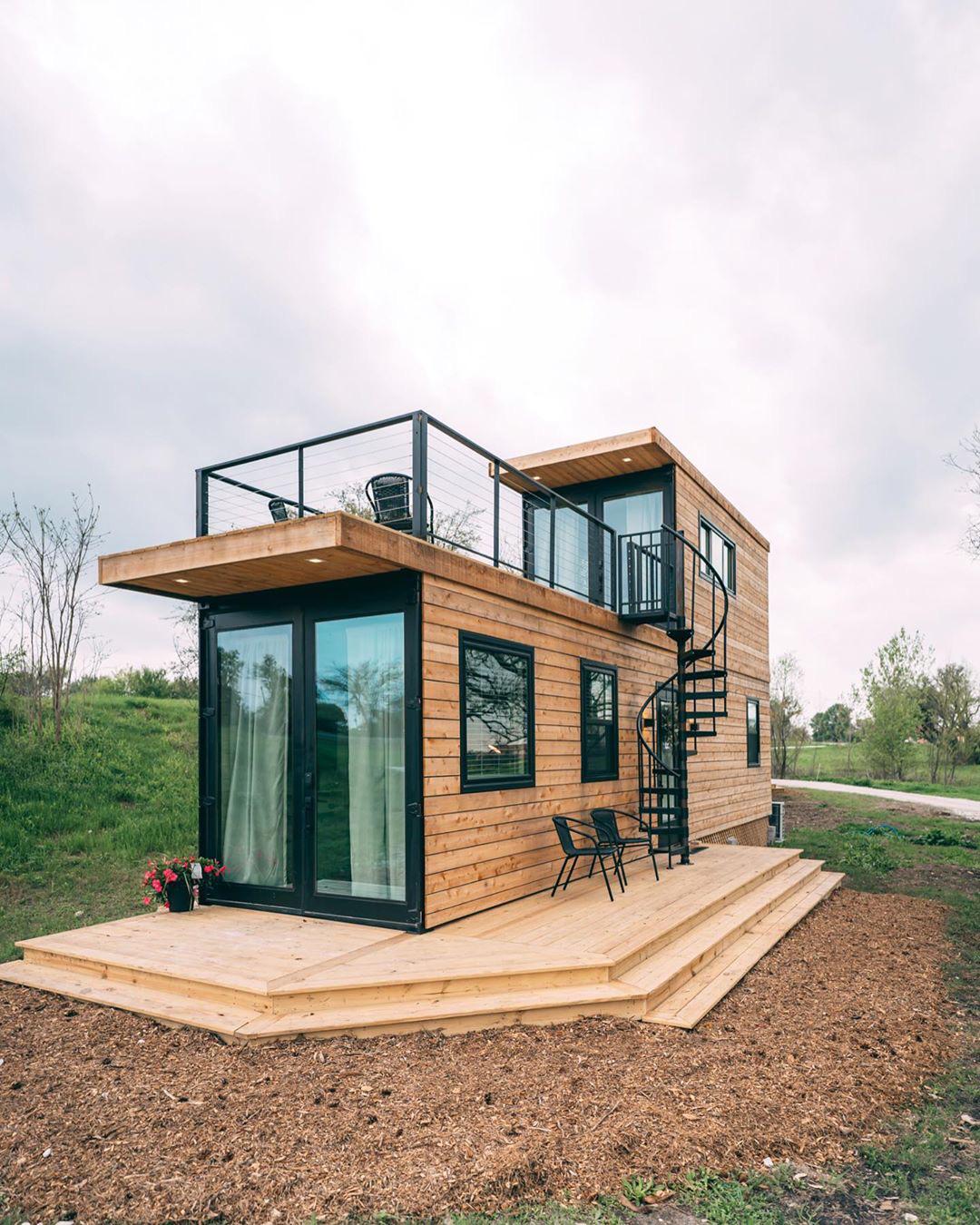 Absolutely gorgeous container house