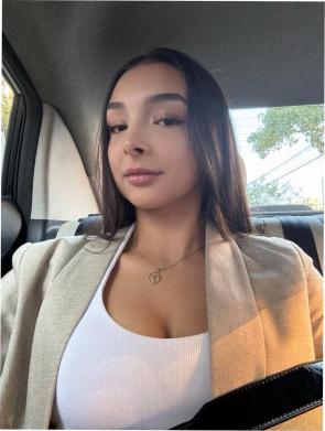 my face in the backseat light