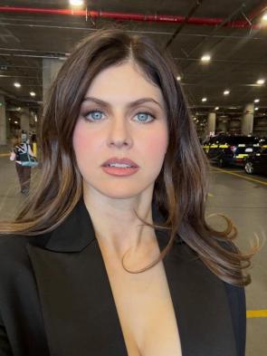 Alexandra Daddario