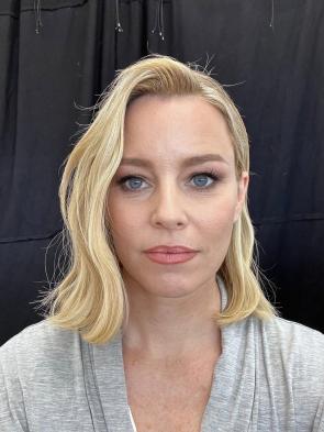 Elizabeth Banks, 52
