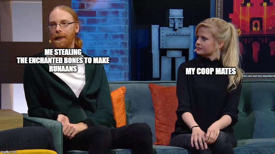 There are three latest versions of java. A bit late but I had to make a hypixel skyblock meme about minecon : MinecraftMemes