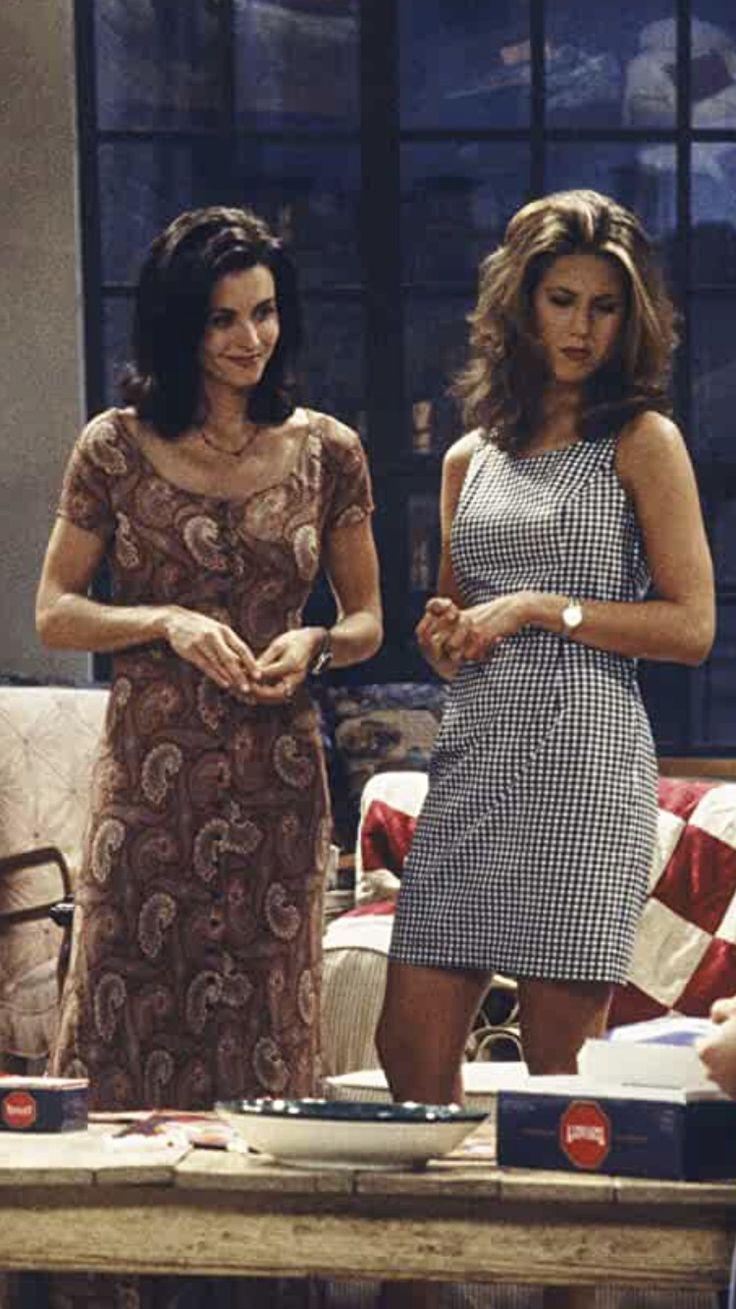 Por qué Jennifer Aniston siempre fue más promocionada que Courteney Cox,  cuando Cox era posiblemente más atractiva en los 90principios de los 2000?  : rVindictaRateCelebs