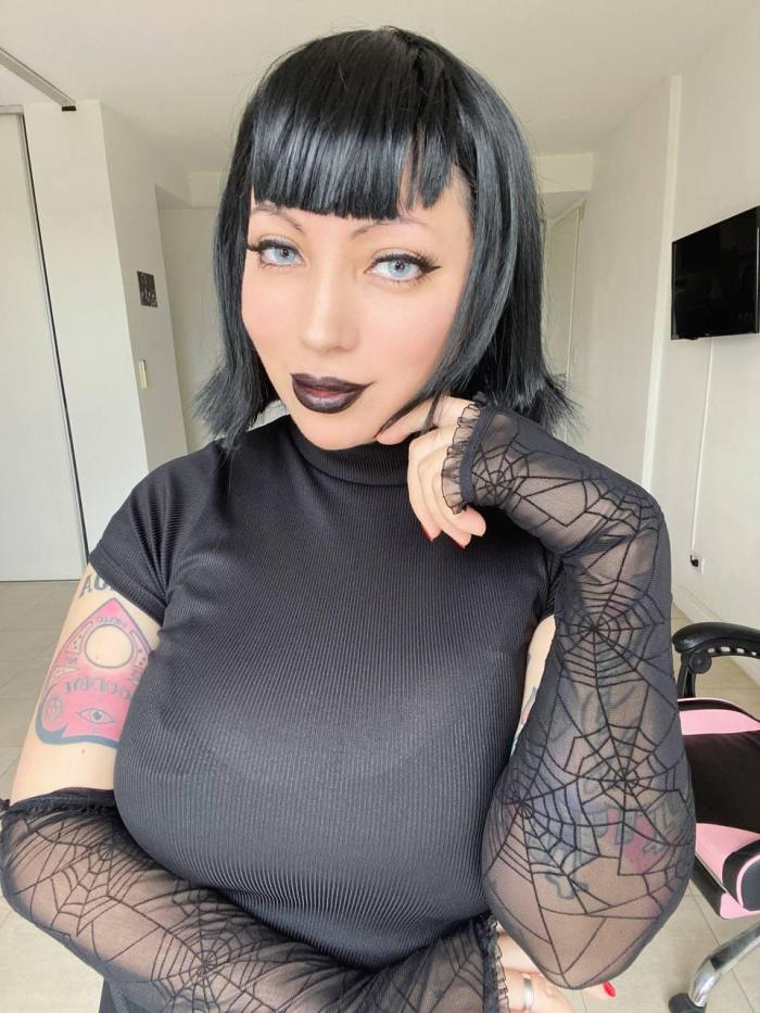 Anna_brii