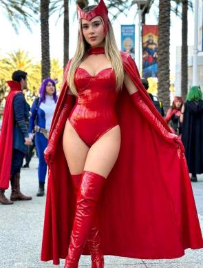 Scarlet witch by (Sabrina)