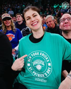 Courtside at the New York Knicks vs Indiana Pacers game in Madison Square Garden (March 17, 2026)