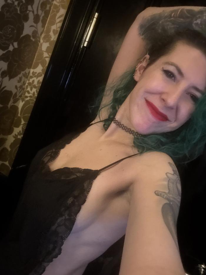 sirenskiss3