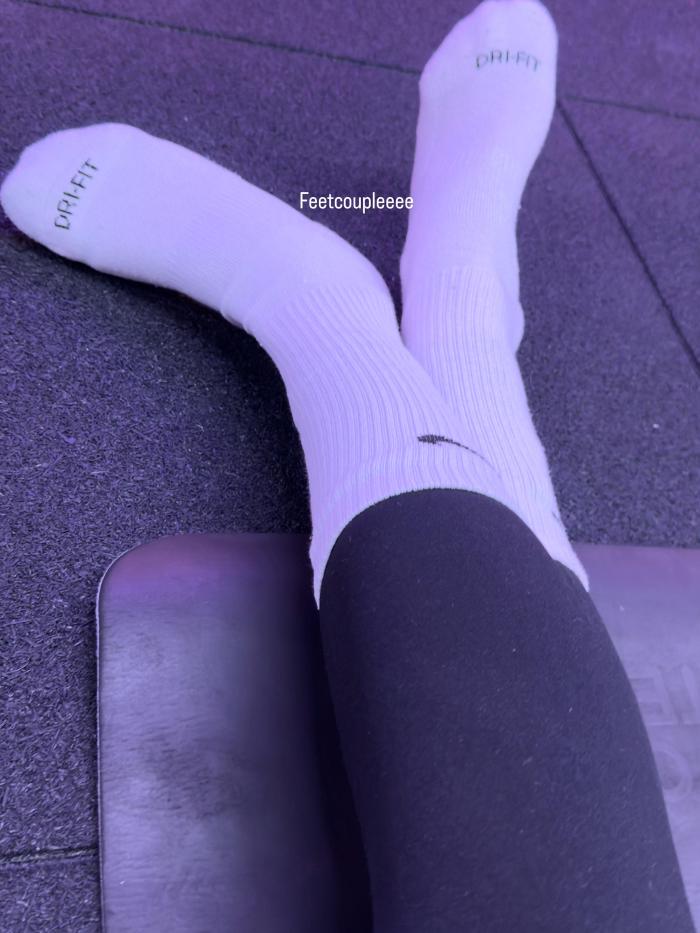 feetcoupleeee