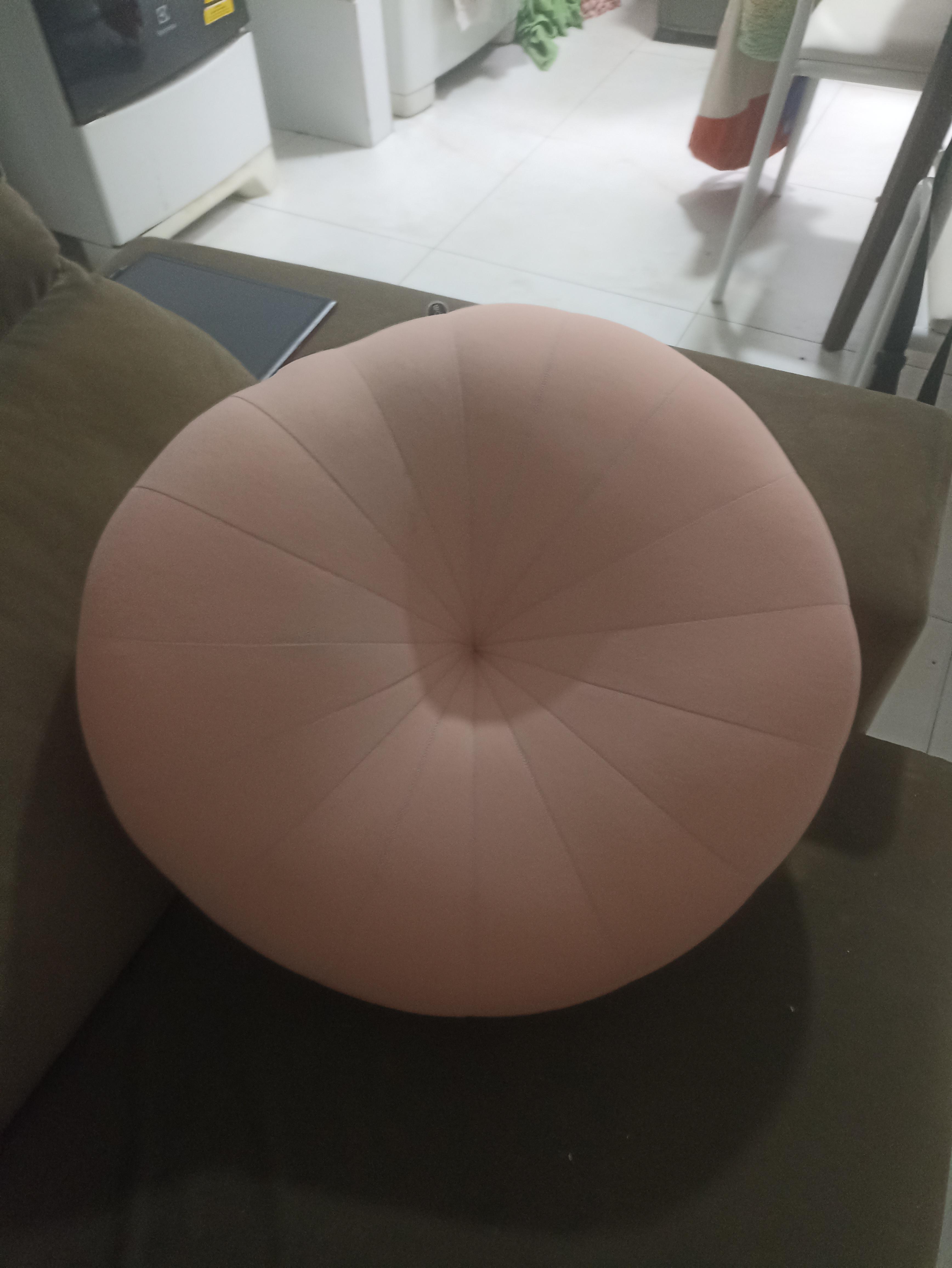 First I bought this nice comfy cushion for 5$. Then I realized... Now I  cant unsee it : rnotinteresting
