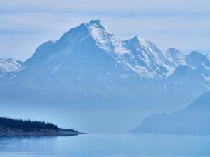 Aoraki / Mount Cook and Lake Pukaki, New Zealand [OC] [5184×3888]