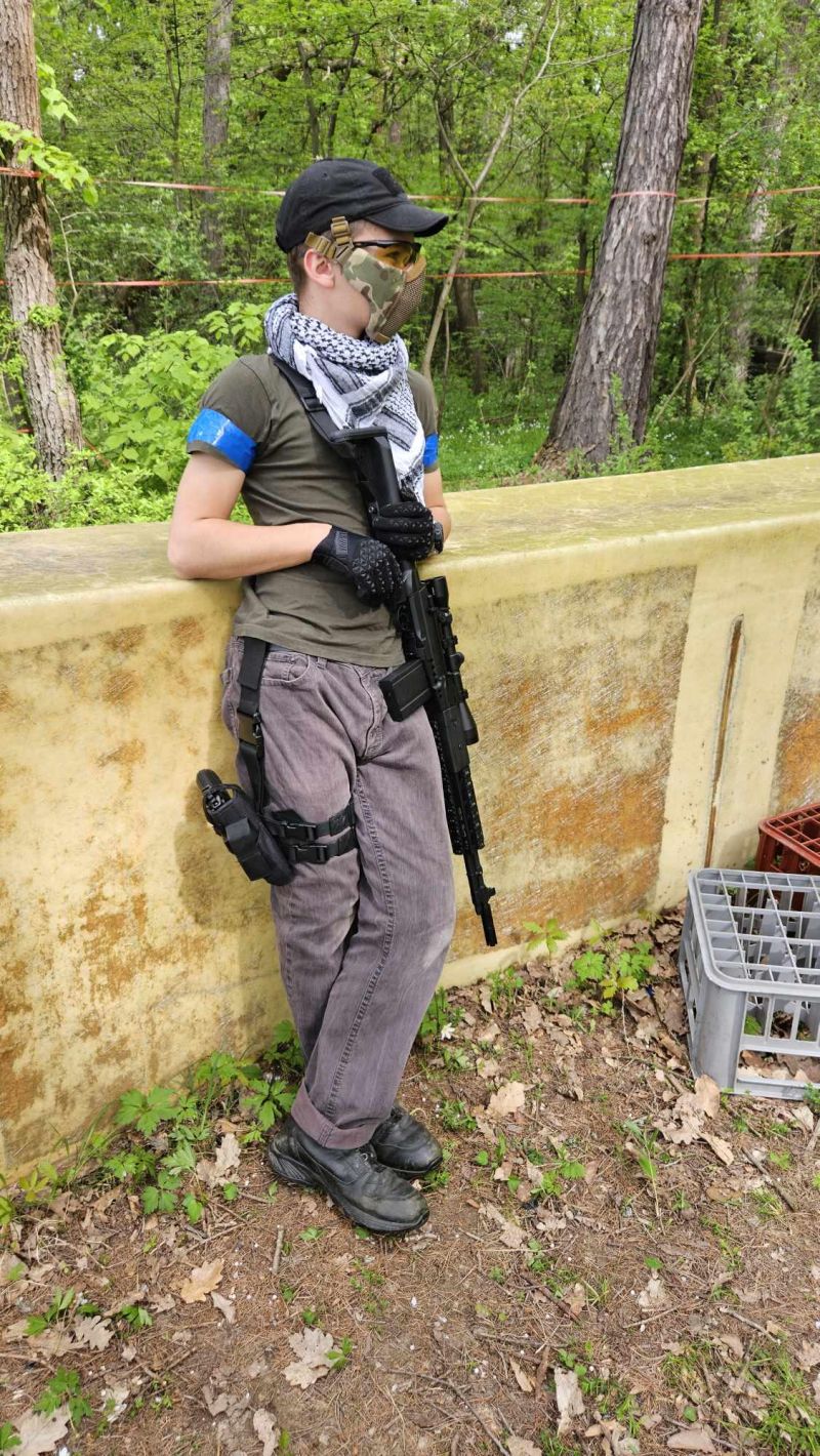 Rate Problems R Airsoft - Dark Textures - Ultra HD Desktop Collection