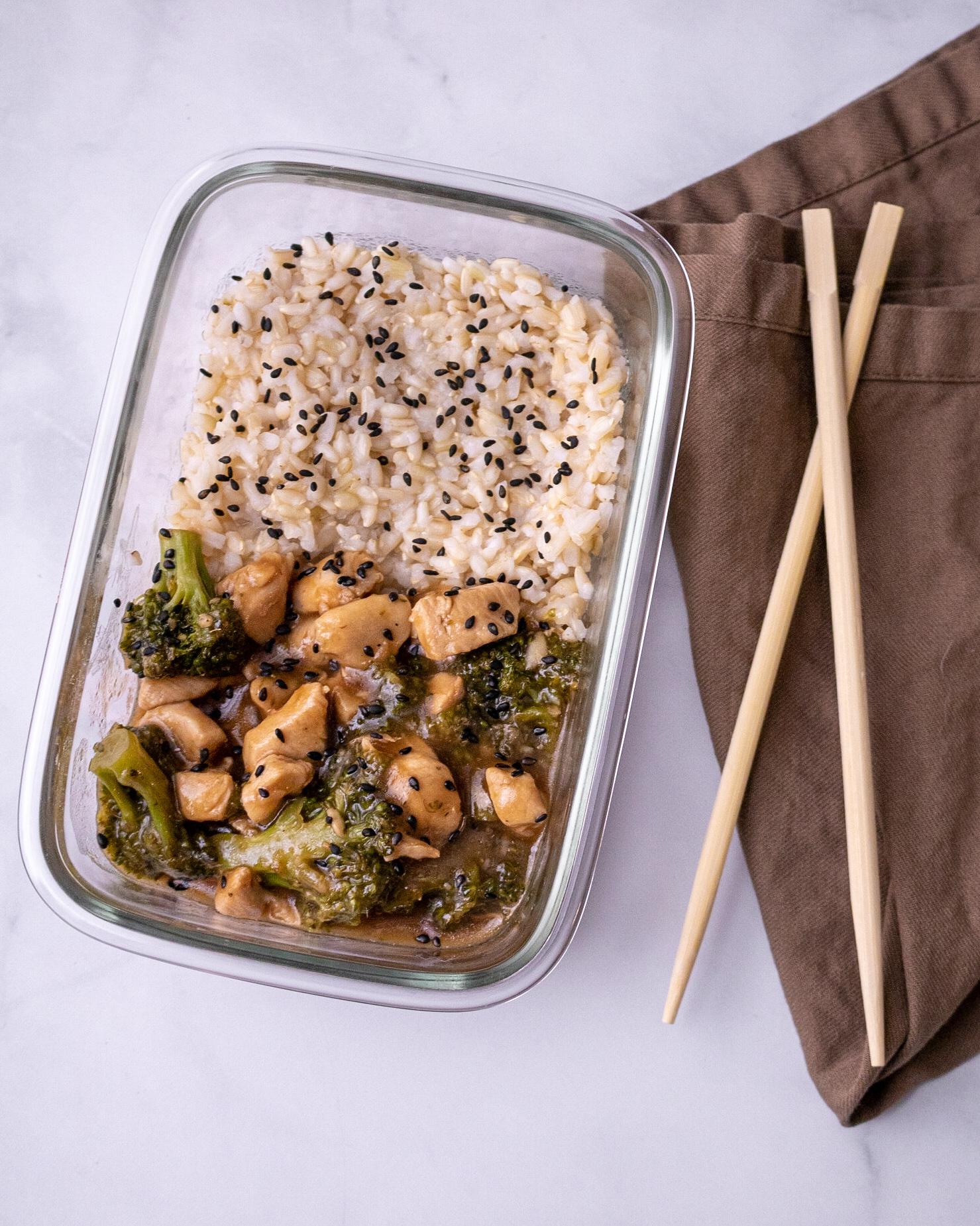 Chicken and broccoli with oyster sauce