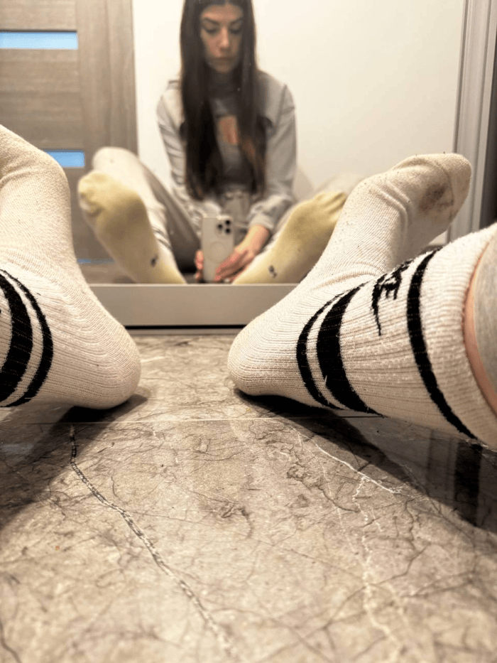 xxfeetbycheekyxx