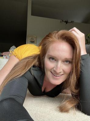 Fun redhead gf material