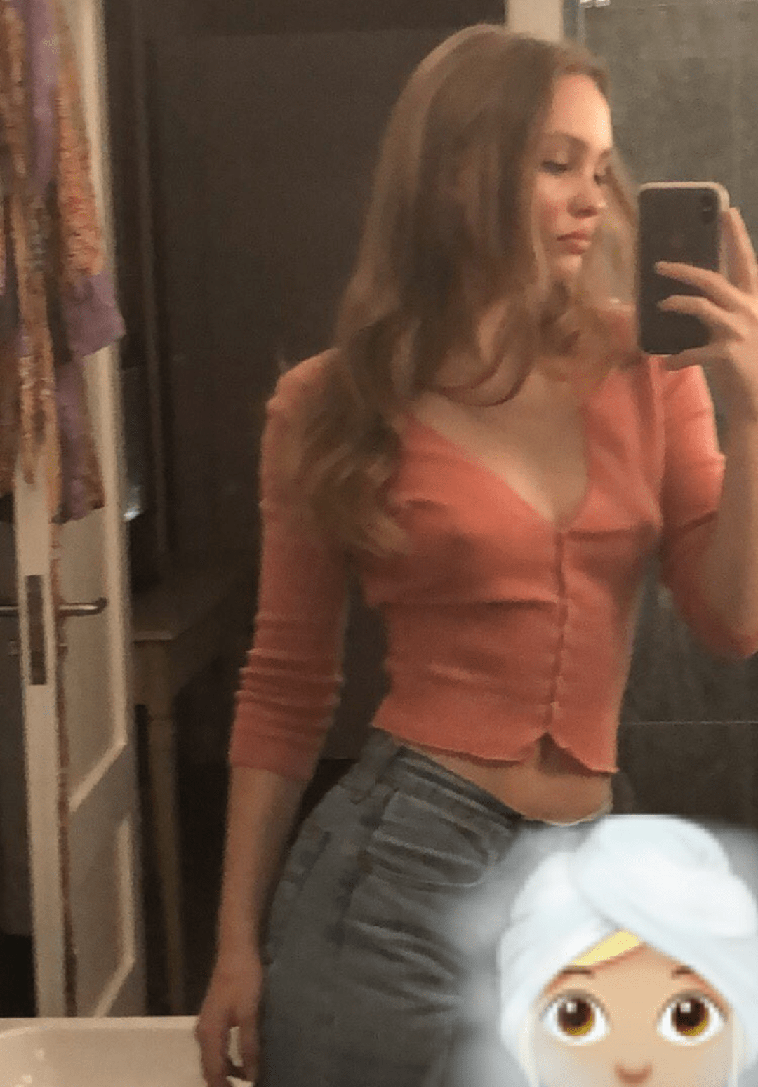 New Pokie Selfie 😍 : rLilyRoseDepp