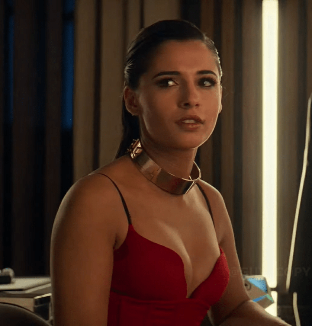 Naomi Scott red bra : rarmpitfantasy